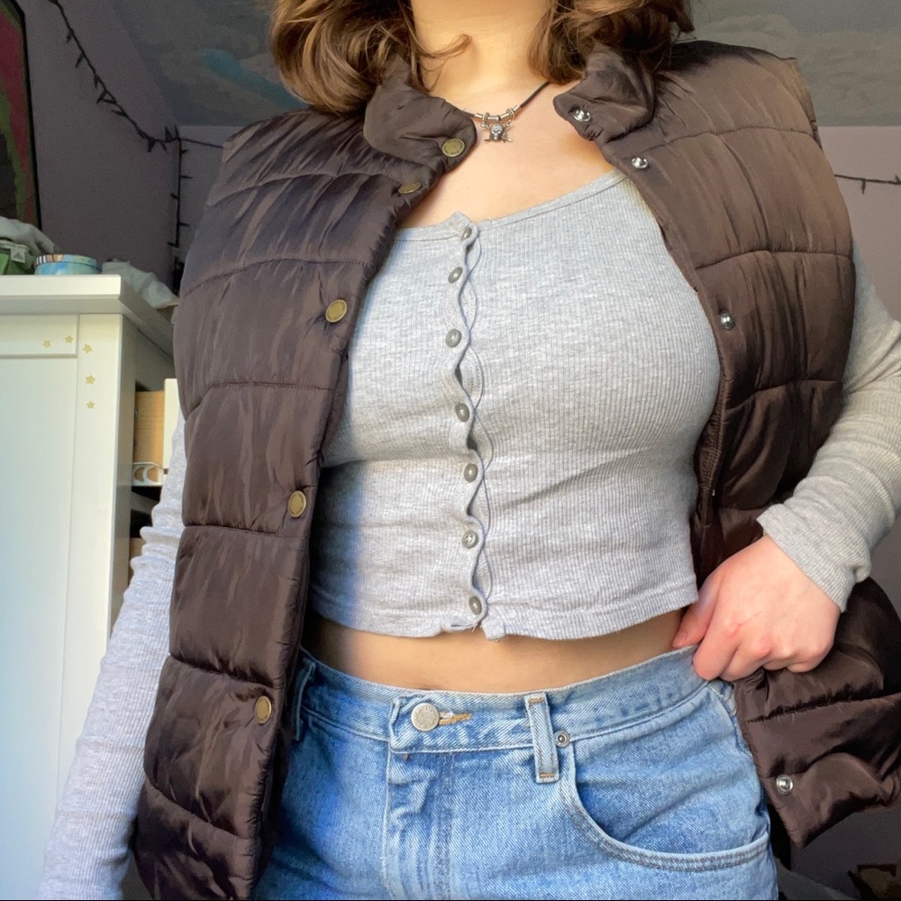 Daisy Fuentes puffer vest